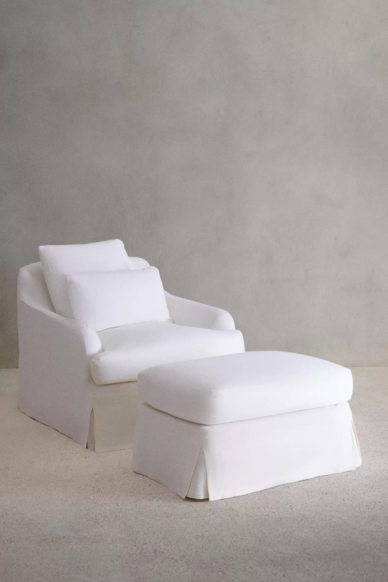 자라에서 ARMCHAIR AND FOOTREST - VVD 3999000원 제공